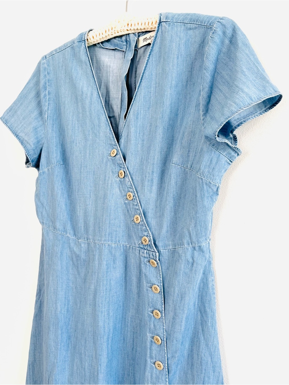 [Madewell] Indigo Button-Wrap Midi Dress in Faded Indigo - Picture 4 of 10